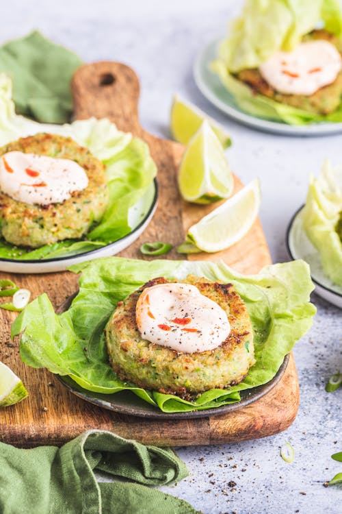 Shrimp burgers with lime & ginger
