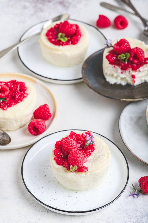 Air fryer lemon ricotta cheesecake