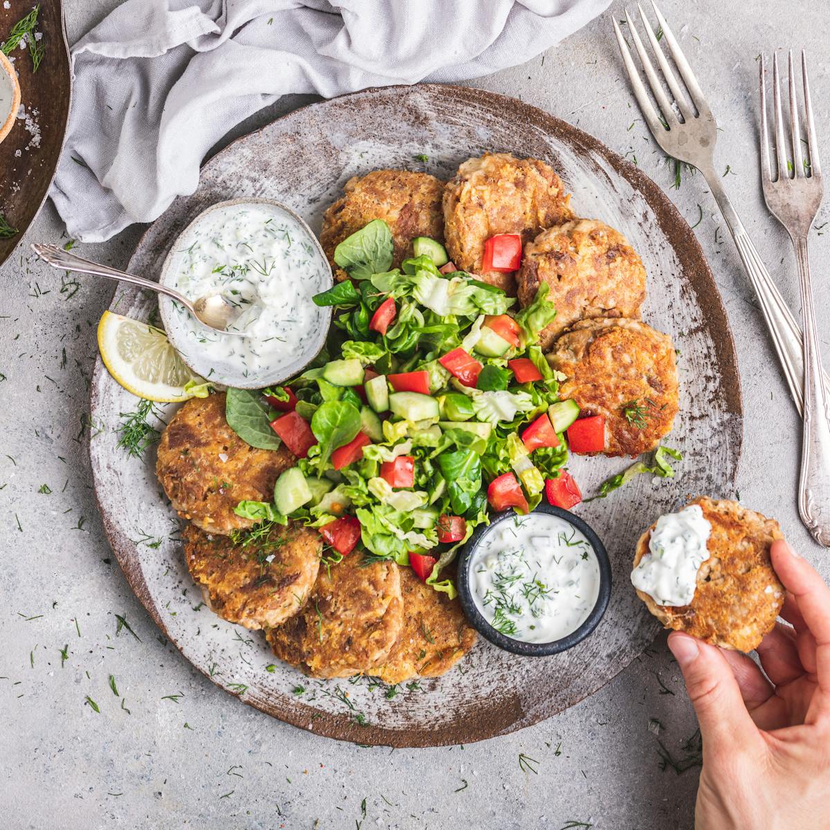 tuna-burger-salad-tzatziki-1×1