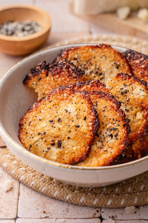 Cottage cheese chips