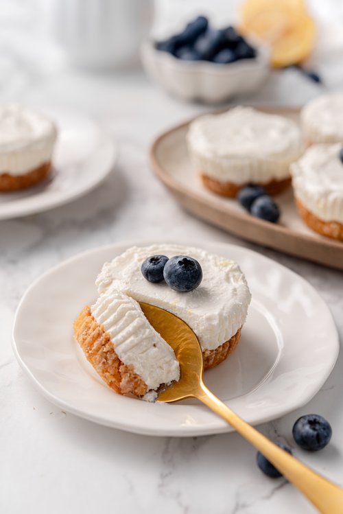 Cottage cheese cheesecake cups