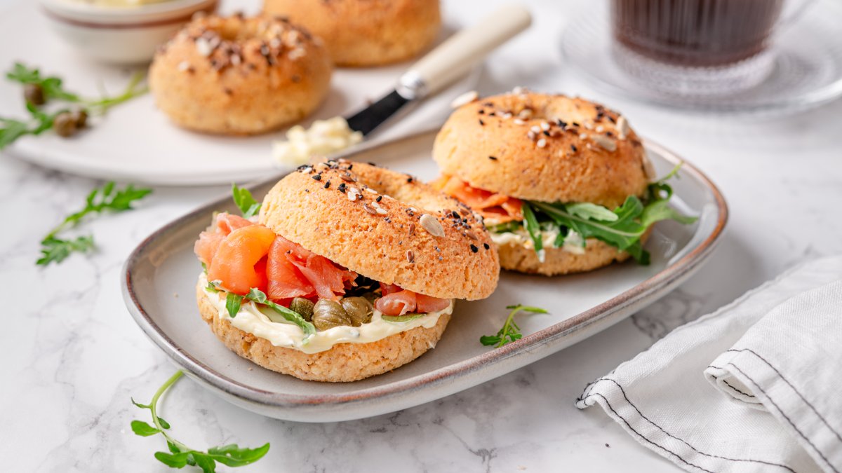 Keto cottage cheese bagels