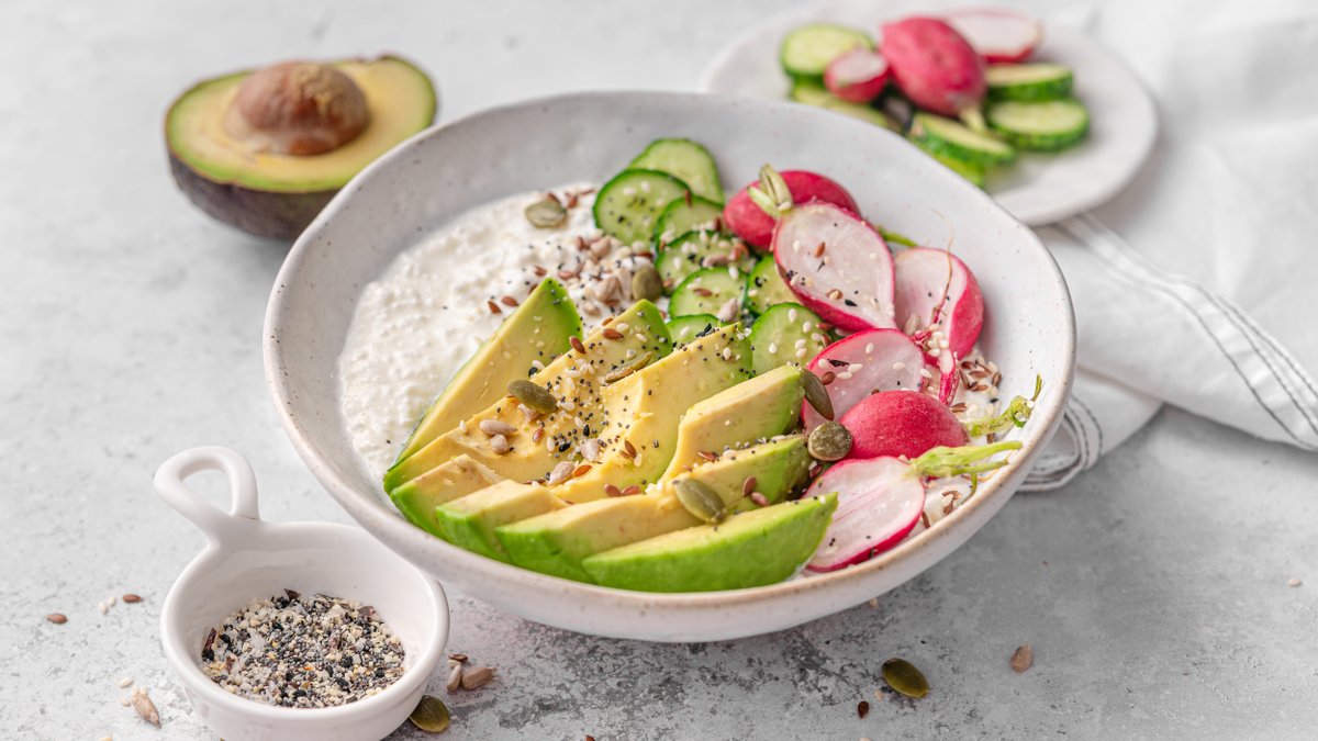 Cottage cheese everything bagel bowl