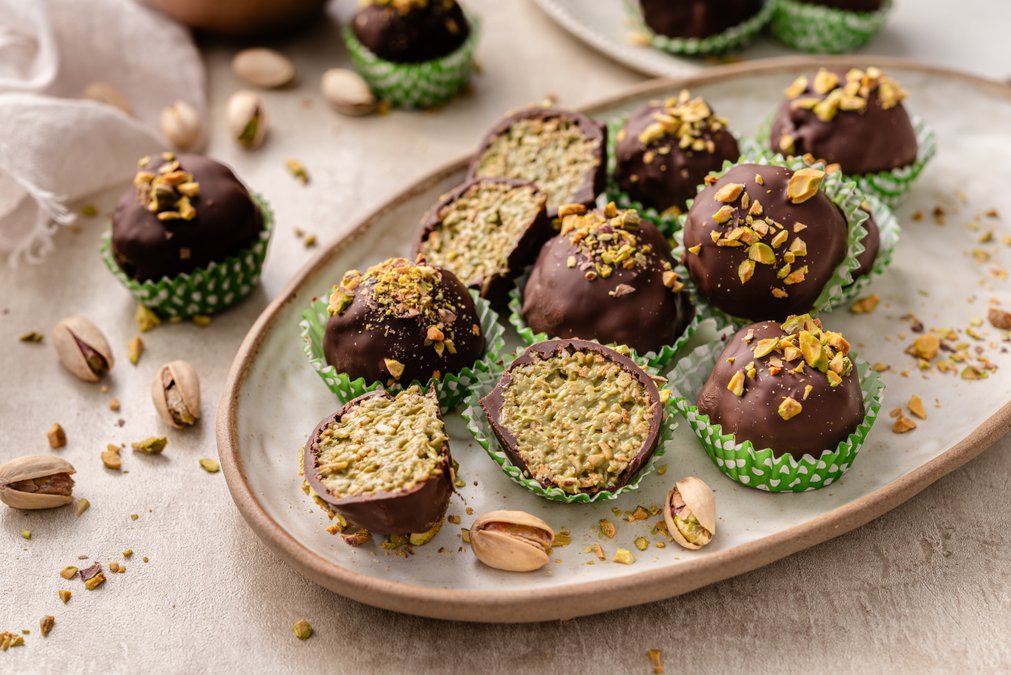 Low carb Dubai chocolate truffles
