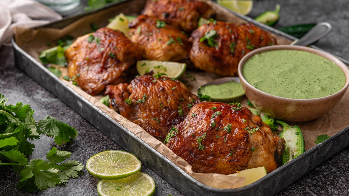Peruvian chicken with green sauce
