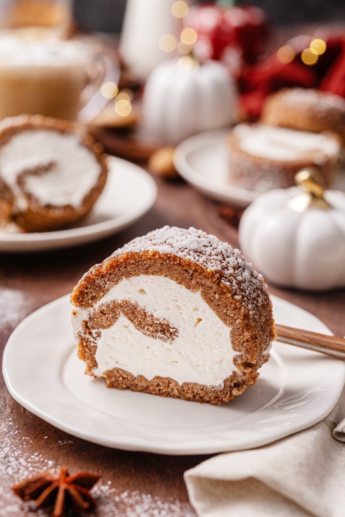 Keto pumpkin spice Swiss roll